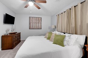 Family-friendly 3br Oasis In Powder Springs 3 Bedroom Home