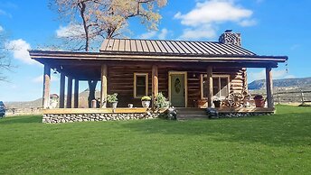 Timeless Mesa Hideaway 2 Bedroom Cabin