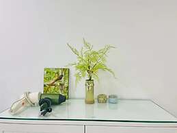 Scenic Valley View Residence