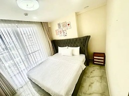 Scenic Valley View Residence