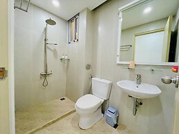 Scenic Valley View Residence