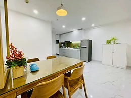 Scenic Valley View Residence