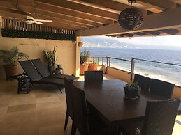 Los Tules Condominium Resort