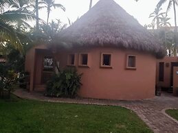 Los Tules Condominium Resort