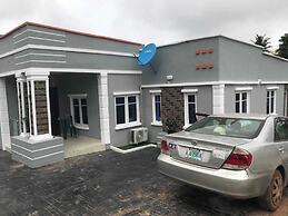 Readyhomes  Shortlets and Apartments