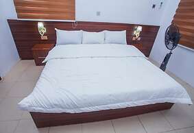 Readyhomes  Shortlets and Apartments