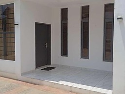 Readyhomes  Shortlets and Apartments