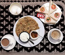 Hotel Ashray Noida