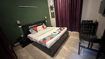 Hotel Ashray Noida