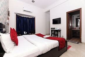 Hotel Ashray Noida