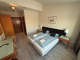 Frost Guesthouse