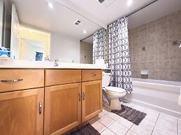 Comfy Suites Rogers Centre Free Parking