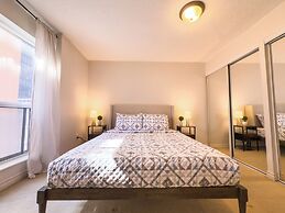 Comfy Suites Rogers Centre Free Parking