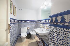 Pretty Apartment With Balcony