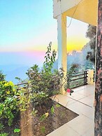 The Cloud Homestay