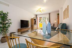 Plush Penthouse With Terrace