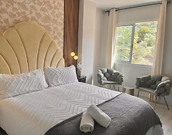 Plush Penthouse With Terrace