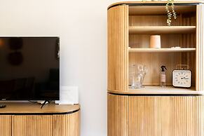 Plush Penthouse With Terrace