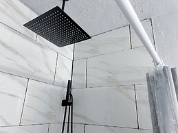 Serene 1BR Escape Near Bricktown - 32A