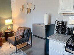 Serene 1BR Escape Near Bricktown - 32A
