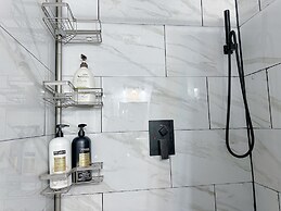 Serene 1BR Escape Near Bricktown - 32A