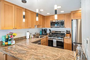 Modern & Central Oceanview Vistas