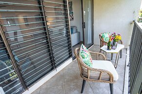 Modern & Central Oceanview Vistas