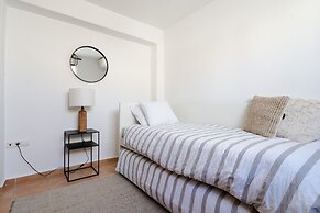 Cosy Holiday Home Near Beach