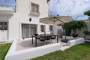 Cosy Holiday Home Near Beach