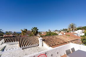 Cosy Holiday Home Near Beach