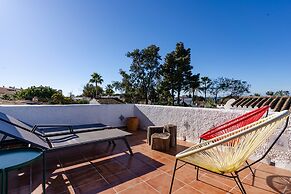 Cosy Holiday Home Near Beach