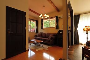 chiisana hoteru seravi