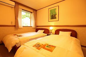 chiisana hoteru seravi