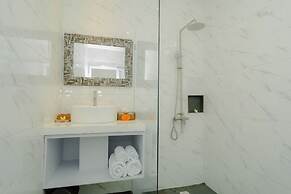 Kelingking Paradise Suites Villa