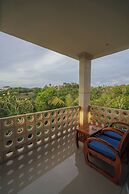 Kelingking Paradise Suites Villa