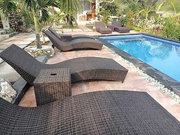 Kelingking Paradise Suites Villa