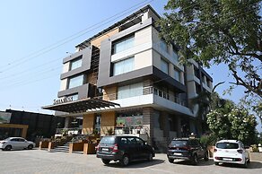SRIJAN INN