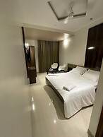 Model Grand Inn
