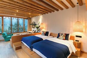 Xijiang Sanchunli Zhong Panorama Meisu