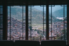 Xijiang Sanchunli Zhong Panorama Meisu