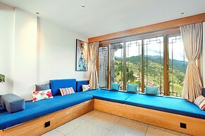 Xijiang Sanchunli Zhong Panorama Meisu