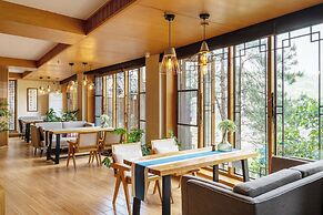 Xijiang Sanchunli Zhong Panorama Meisu