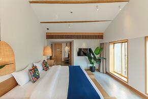 Xijiang Sanchunli Zhong Panorama Meisu