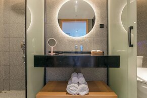 Xijiang Sanchunli Zhong Panorama Meisu