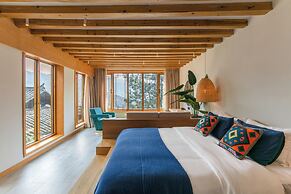 Xijiang Sanchunli Zhong Panorama Meisu