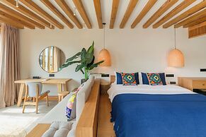 Xijiang Sanchunli Zhong Panorama Meisu