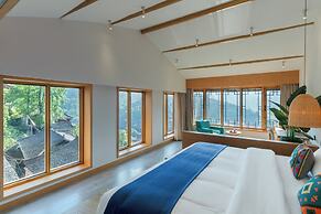 Xijiang Sanchunli Zhong Panorama Meisu