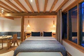 Xijiang Sanchunli Zhong Panorama Meisu