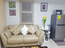 Apex At Jazz Makati - 41m2 Corner Apartment With Private Balcony City 