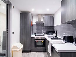 Bolton Road Apartment - Ideal Stay in Bradford